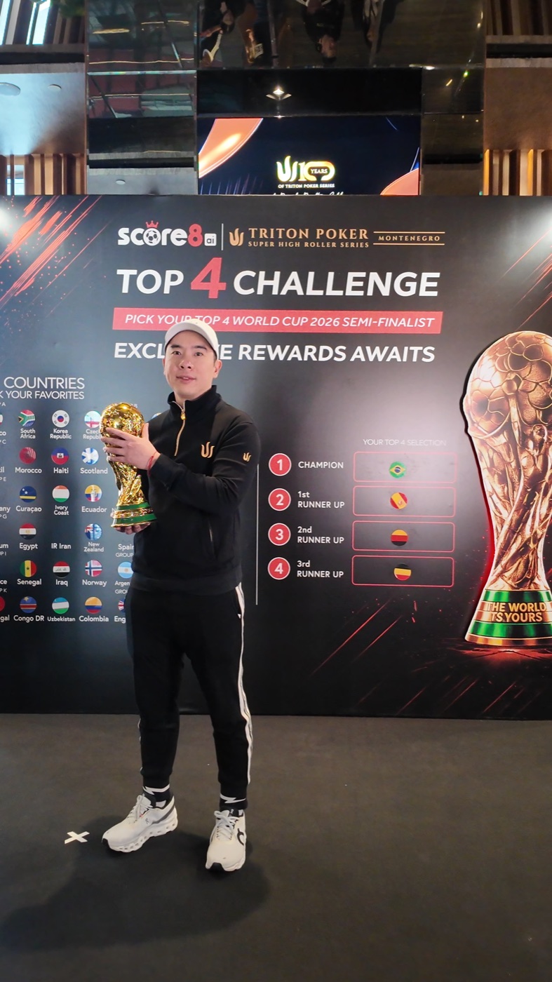 Chan Wai Leong at the Score8 Top 4 Challenge activation booth